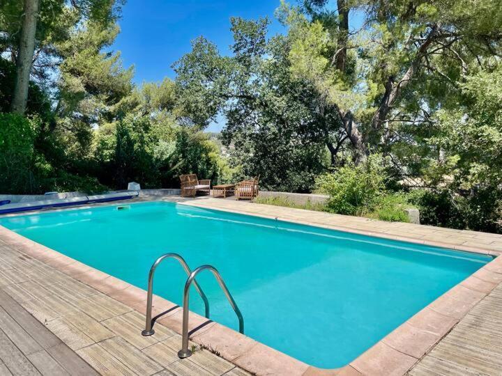 Appartement Confortable Au Calme Avec Acces Piscine Et Parking Bouc-Bel-Air