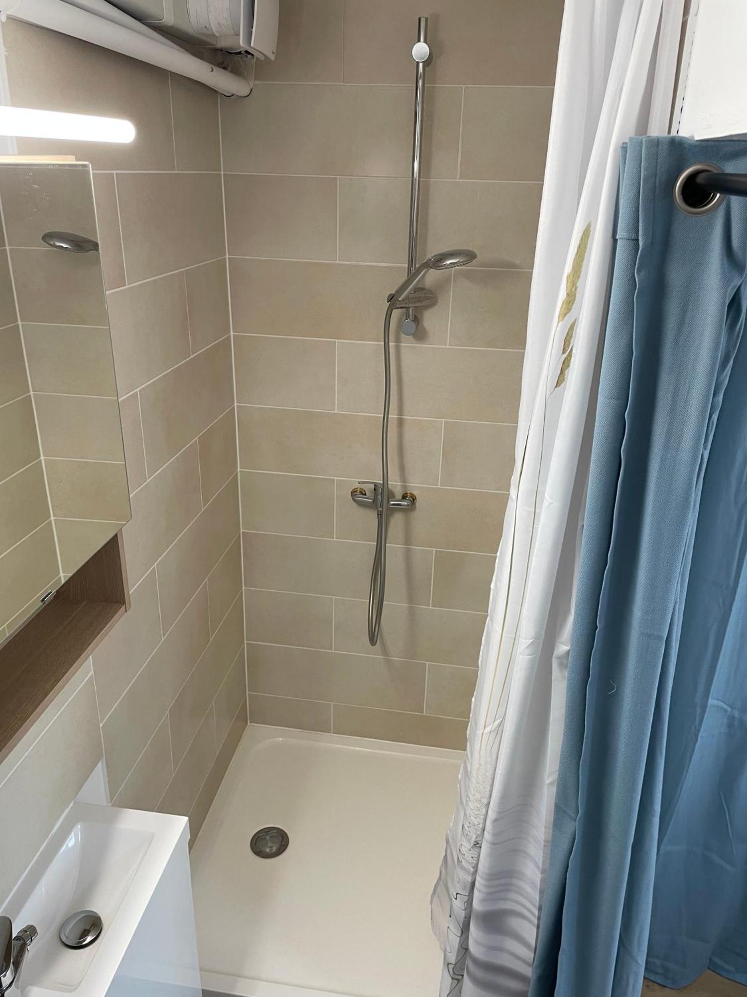 Appartement Confortable Au Calme Avec Acces Piscine Et Parking Bouc-Bel-Air