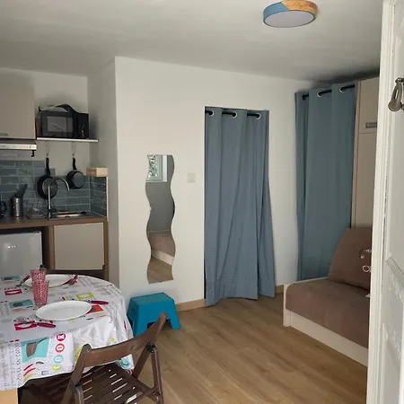 Confortable Studio Au Calme Avec Acces Piscine Et Parking Bouc-Bel-Air Exterior photo
