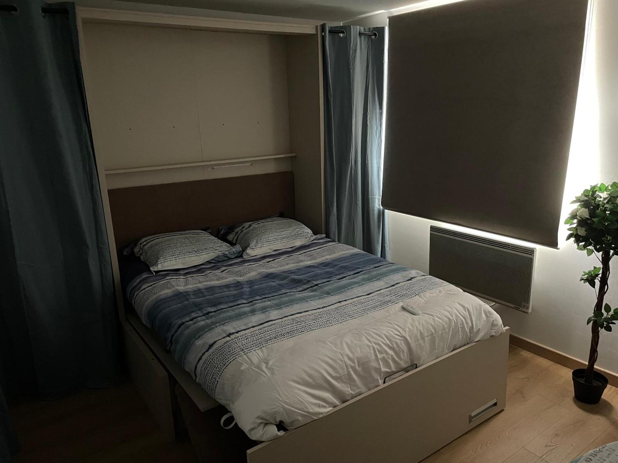 Confortable Au Calme Avec Acces Piscine Et Parking *