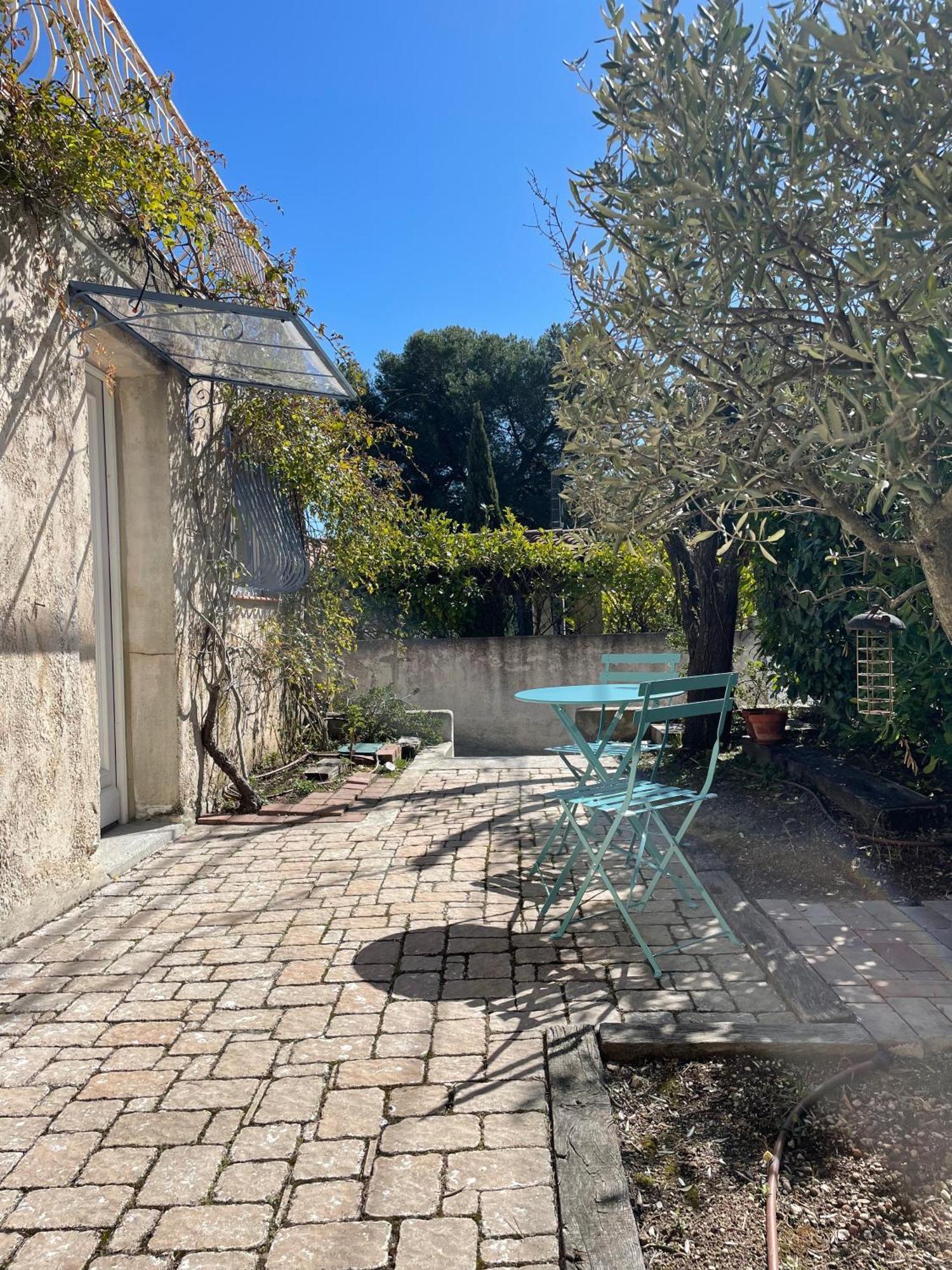 Apartment Confortable Au Calme Avec Acces Piscine Et Parking Bouc-Bel-Air